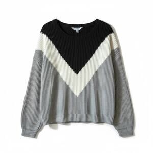 Time and Tru Chevron Pullover Knit Sweater Large 12-14 Gray Black White Cozy